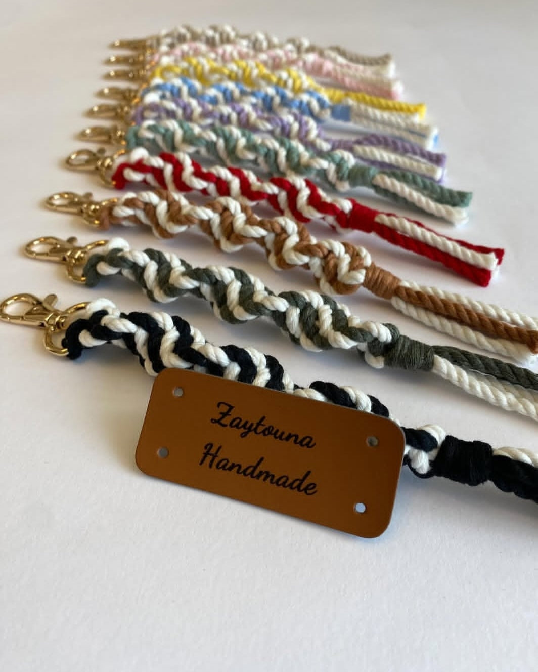 Vira macrame keychain available in 10 colors BY zaytouna handmade